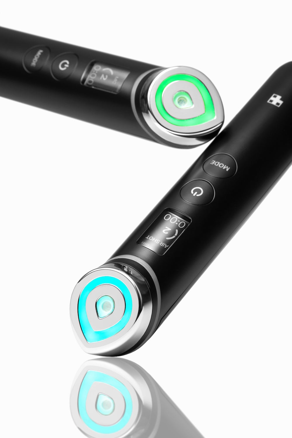 Medicube AGE-R Booster Pro Black Korean beauty device LUMIYE