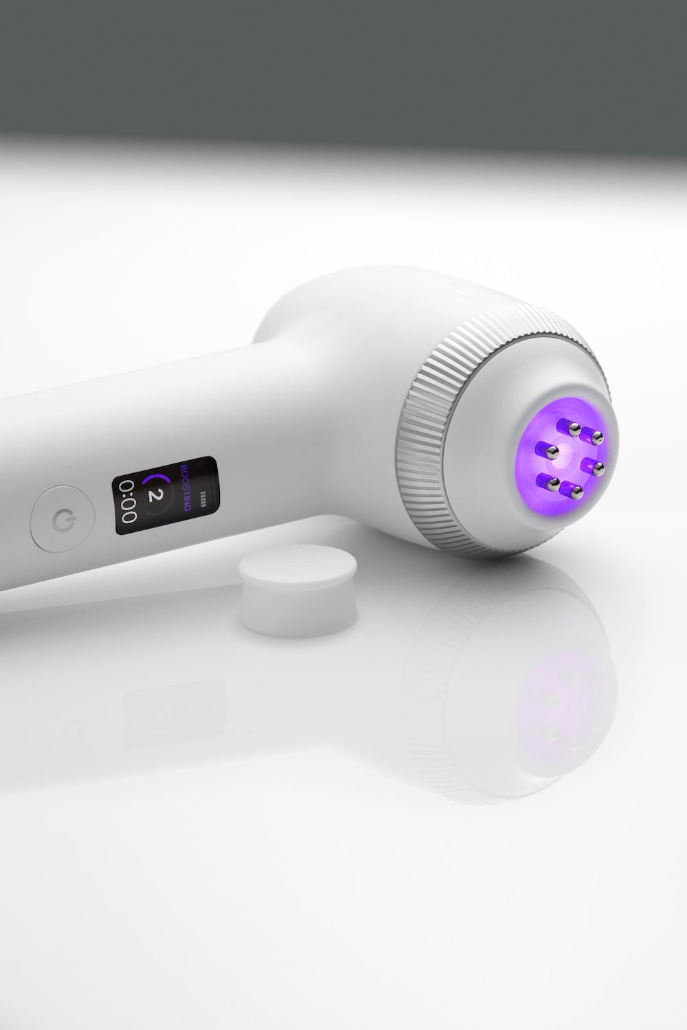 Medicube AGE-R UltraTune RF microcurrent device LUMIYE