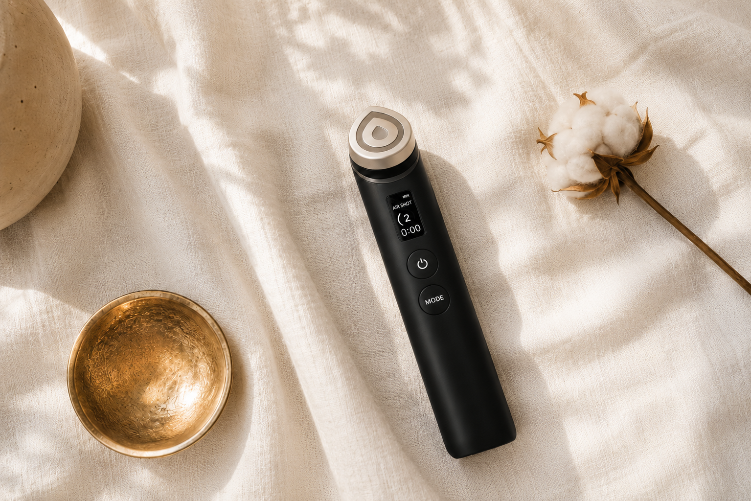 Medicube AGE-R Booster Pro Black Korean beauty device LUMIYE